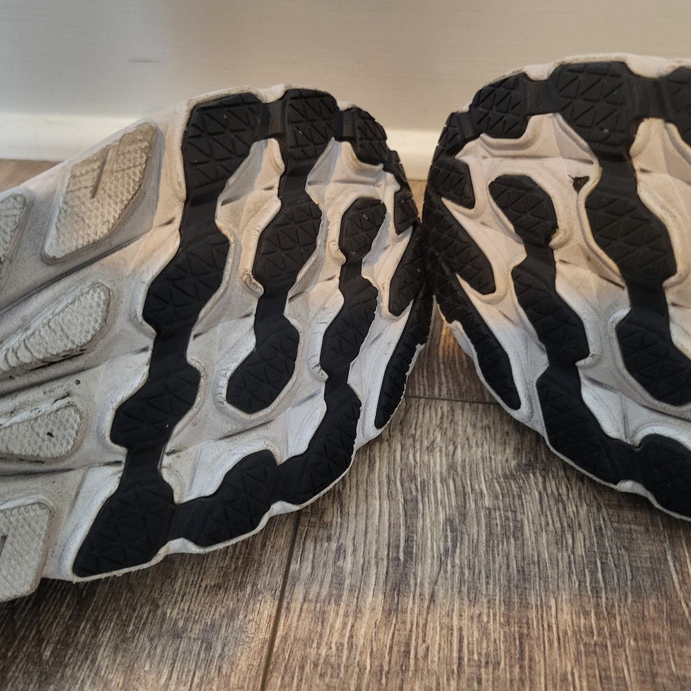 Hoka Rincon 3 Shoes Womens Size 10 Black White Road Running Cushioned Sneaker - Picture 6 of 8
